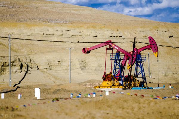 昌吉油田，一個從石頭縫擠出來的10億噸級大油田