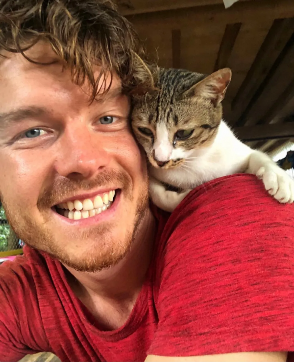 澳洲小哥靠一組照片成為“年度網紅”:絕了,每隻動物都會笑? 澳洲小哥靠一組照片成為“年度網紅”:絕了,每隻動物都會笑?