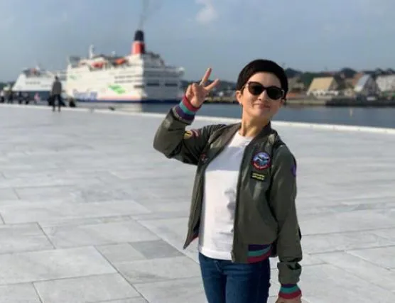 過氣童星的窘境：長殘沒戲拍、直播被人嘲，無處安放的尷尬與心酸