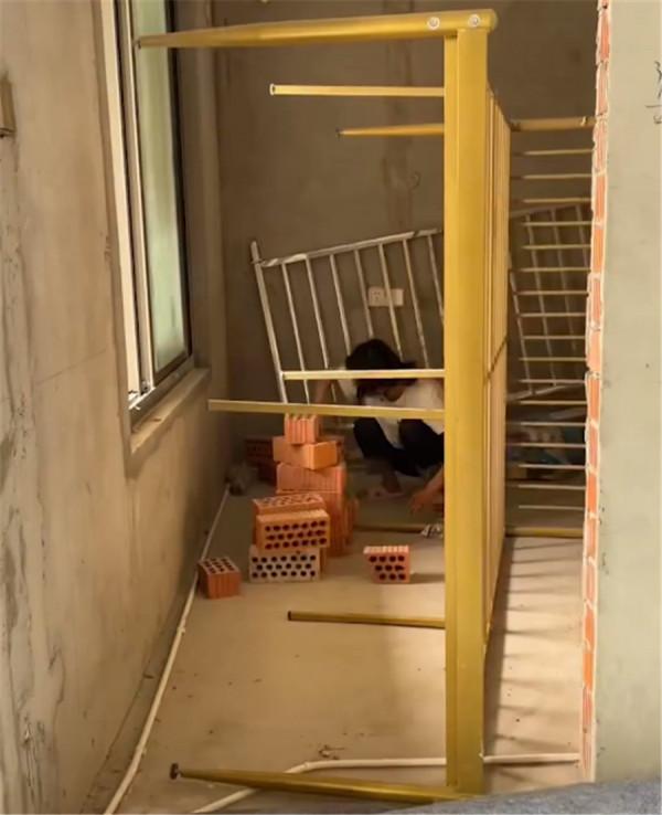 95後江蘇女孩用10年積蓄,買下120㎡毛坯房,為省錢不裝修直接住 95後江蘇女孩用10年積蓄,買下120㎡毛坯房,為省錢不裝修直接住