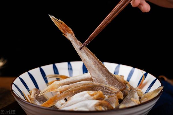 縱然養貓千百種，不養大橘空遺憾 2、和大橘的吻頸之交