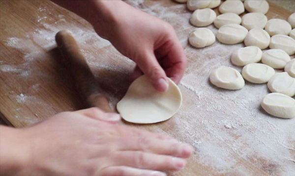冬至吃餃子，白菜韭菜靠邊站，用這3種食材做餡，鮮美好吃真解饞