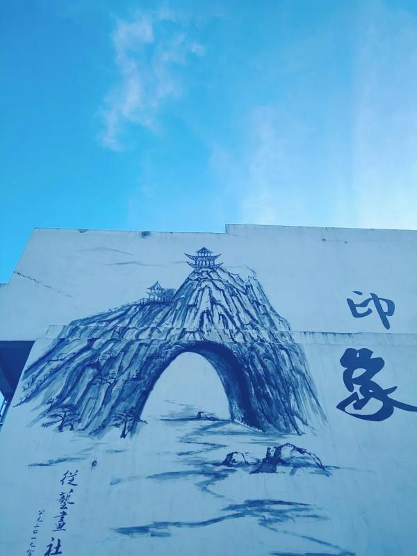 藝術生大學畢業出來就業難，培訓行業難做，應該選擇做什麼工作