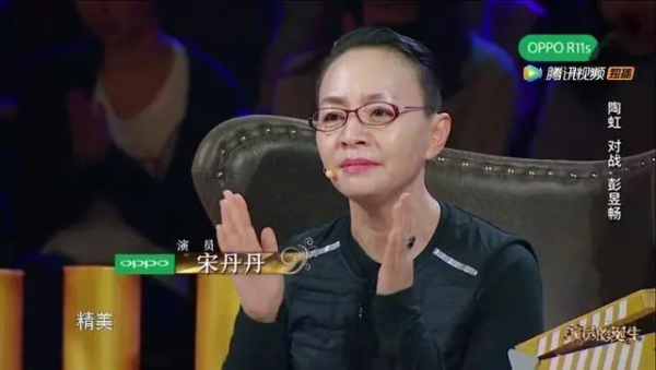 被徐崢傷害不分手，讓閨蜜拖累不放棄，陶虹不是傻，她是真的聰明