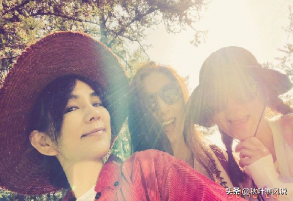 SHE再次相聚一起，旅遊並曬出合影，碰巧趕上了Selina過生日