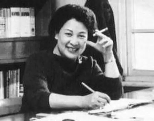 正陽門下“耀武揚威”逛前門大柵欄可以深度遊的兩條小衚衕