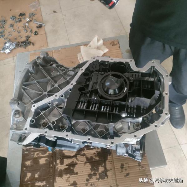 你們的奧迪燒機油是怎麼修的，我覺得這臺奧迪Q5燒機油的修法才對