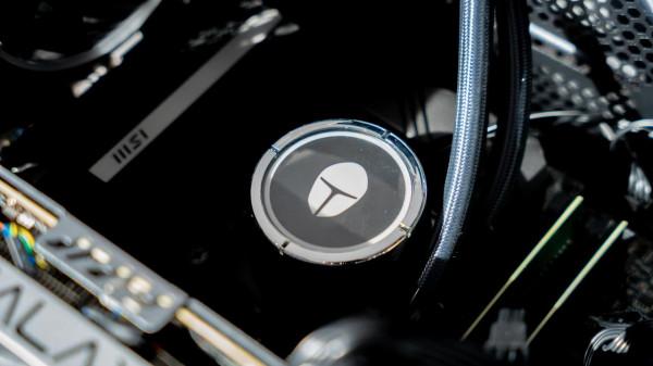 聊一款效能提升明顯的品牌桌上型電腦：雷神911黑武士4&plus;