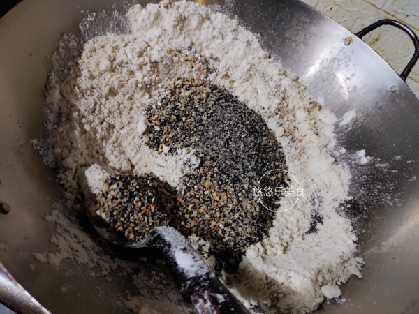 麵粉不要蒸饅頭了，教您不一樣吃法；早餐泡一碗，暖暖的真舒服​