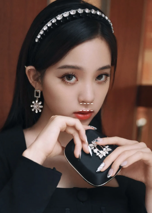 人中長、面中長，如何化妝不顯老？