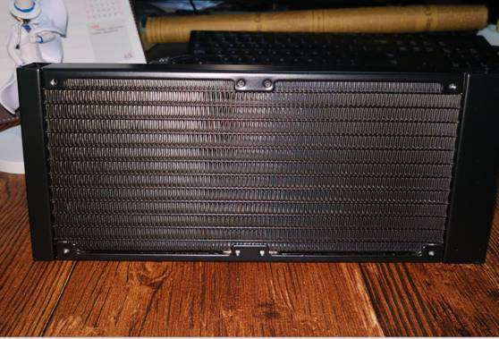 為了一盞燈換了整個電腦-盤點手裡的RGB裝置