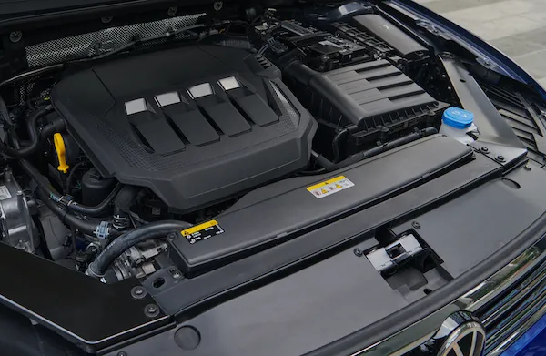 買邁騰、帕薩特不如買蔚攬，空間大、有格調，德國進口