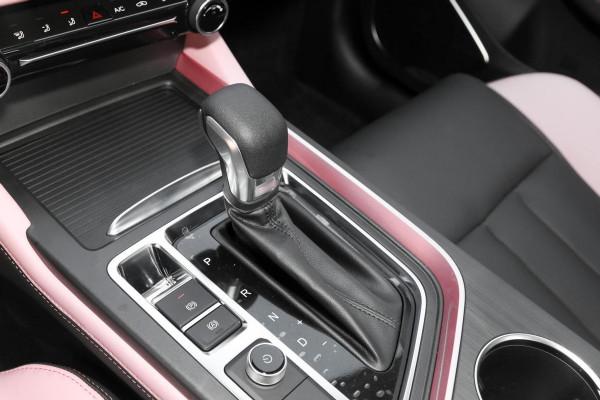 配1.5T+CVT，百公里油耗6.9L，適合家用代步選，實拍艾瑞澤 5 PLUS