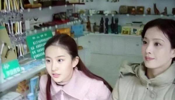 劉亦菲和媽媽 雙倍美貌