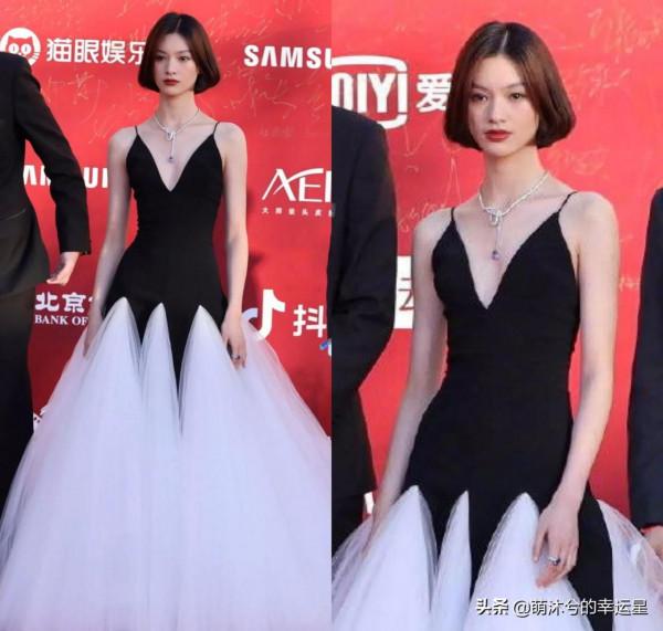 北影節開幕紅毯上的女明星誰是你心中的最佳造型呢