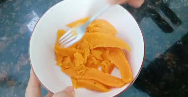 紅薯&plus;豆腐皮的瘦身做法，低脂飽腹，當作減肥零食，我一週吃3次