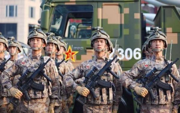 蛟龍全套新輕武器亮相！消音191最為搶眼，全面換裝指日可待
