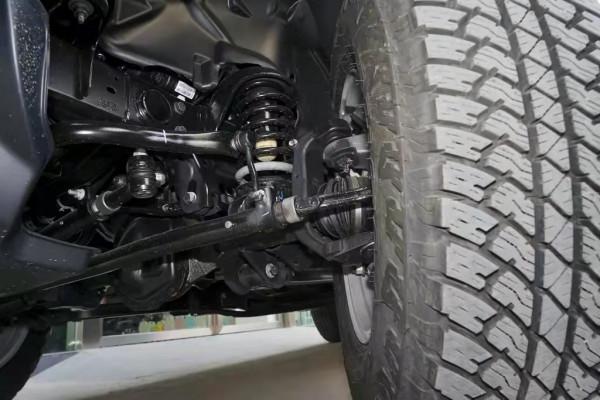 牧馬人防傾杆故障怎麼解決？