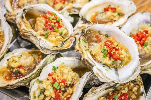 脆皮五花肉、烤雞、蒜蓉扇貝，零失敗食譜，只需要一個烤箱