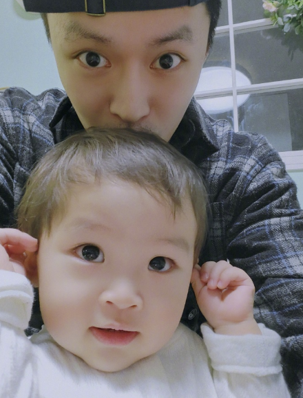 寧桓宇頻繁曬兒子，被質疑與前妻複合，周安琴回應：我們各自安好