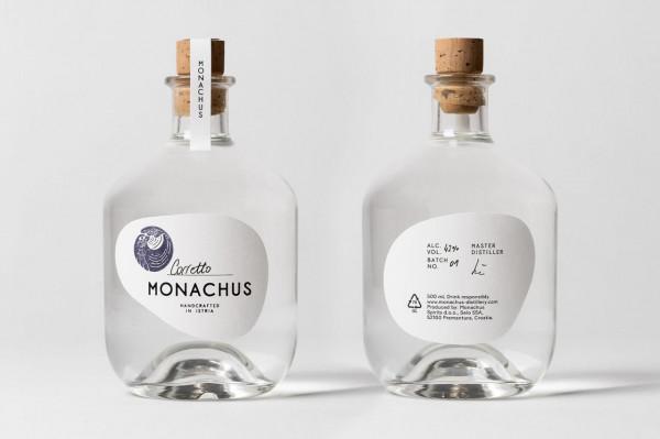 誕生於海岸線上的純淨之水 誕生於海岸線上的純淨之水