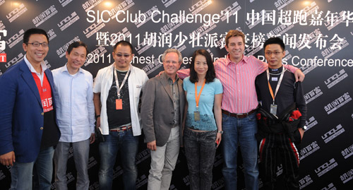 他20歲去北京讀書，29歲編寫一份富豪榜單，現在年入過億，憑啥？