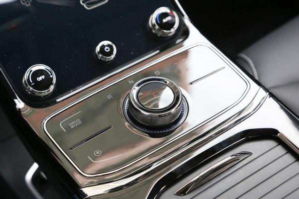 軸距2770mm,續航610km,9.98萬起售,哪吒U它不香嗎? 軸距2770mm,續航610km,9.98萬起售,哪吒U它不香嗎?