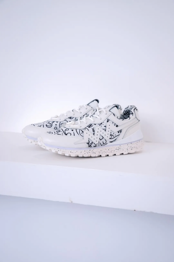 夢幻聯動！李寧站在運動 x 藝術跨界的C位了嗎？