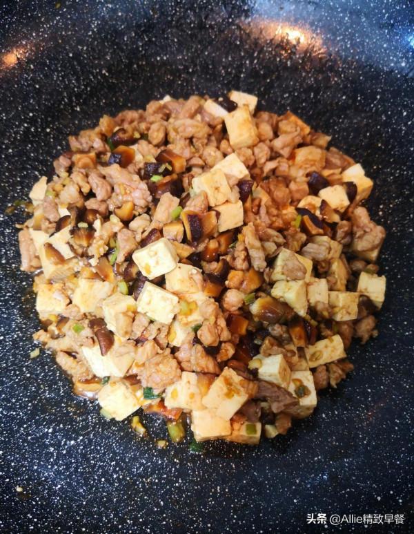 豆腐別燉了，教您做豆腐香菇肉包，營養鮮嫩還好看，全家都誇我
