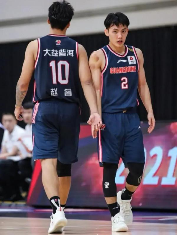 廣東隊將大比分屠殺福建，福建成練兵之戰，杜鋒不允許廣東隊連敗