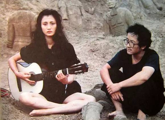 “最美楊貴妃”林芳兵:22歲嫁音樂才子,56歲和兒子像姐弟 “最美楊貴妃”林芳兵:22歲嫁音樂才子,56歲和兒子像姐弟