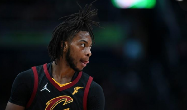 年僅21歲,狂轟32+8+10!詹姆斯接班人已就位,球隊老大該讓位了 年僅21歲,狂轟32+8+10!詹姆斯接班人已就位,球隊老大該讓位了