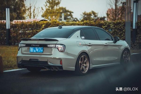 BLOX 車主記-百看不厭的灰調卡其綠,領克03+改裝分享 BLOX 車主記-百看不厭的灰調卡其綠,領克03+改裝分享