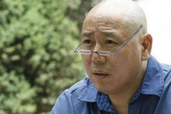 ​從手握上億資金,到罵幾個明星算啥,看66歲李誠儒的豪橫人生 ​從手握上億資金,到罵幾個明星算啥,看66歲李誠儒的豪橫人生