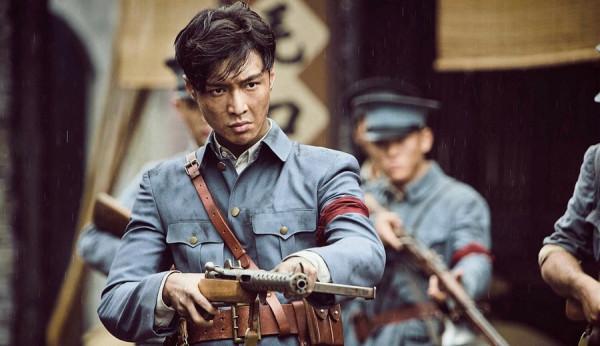 他是毛澤東口中“三個師都不換的軍事搭檔”，犧牲時年僅22歲