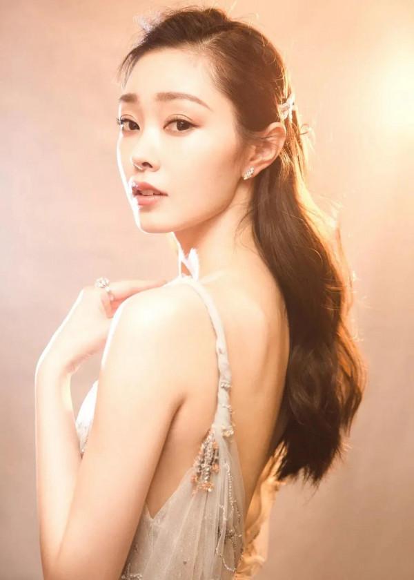 宋軼 膚白貌美 氣質甜美