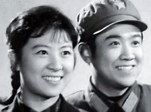 80年代20對明星夫妻合影照 大多都是姐弟戀 他們為何能相伴到老? 80年代20對明星夫妻合影照 大多都是姐弟戀 他們為何能相伴到老?