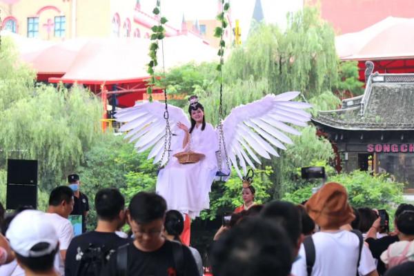 潑水狂歡,夢幻演出,痴狂電音,玩一天都不夠!杭州旅行必打卡 潑水狂歡,夢幻演出,痴狂電音,玩一天都不夠!杭州旅行必打卡