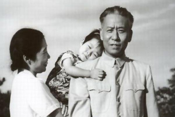 劉少奇的第三任夫人：一位走完長征的巾幗女傑，建國後成法學家