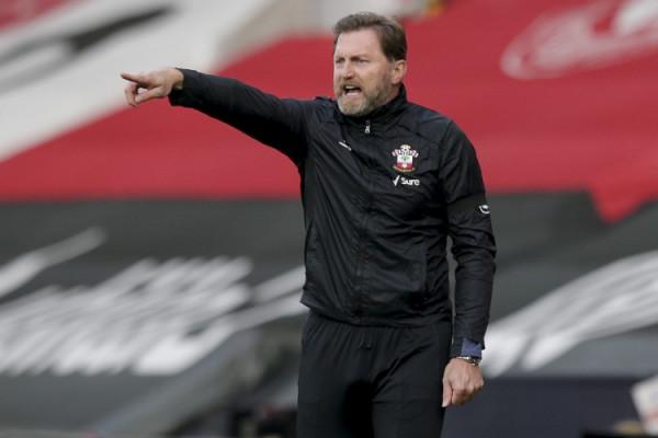 哈森許特爾：很遺憾裁判取消了點球 技戰術方面球隊做得近乎完美