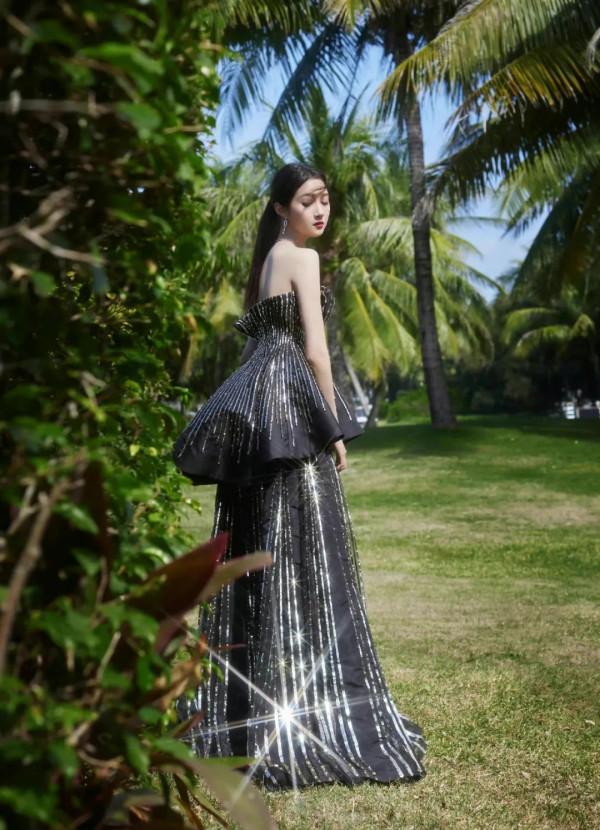 年末氛圍組組長楊冪已經上線，你還不加入嗎？