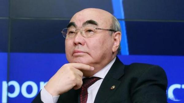 16年前，因為“顏色革命”跑路的總統回國了，預示著什麼？