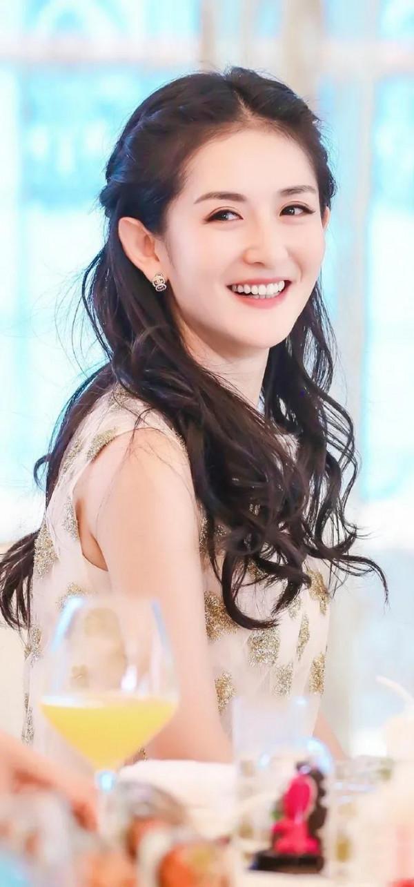 謝娜高畫質組圖,太陽女神不錯哦 謝娜高畫質組圖,太陽女神不錯哦