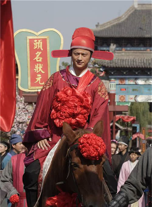 古代平民怎樣才能步步高昇？