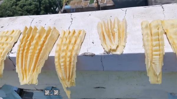 這7種曬乾更香的廉價蔬菜，冬天燉肉特過癮，太香了，放1年也不壞