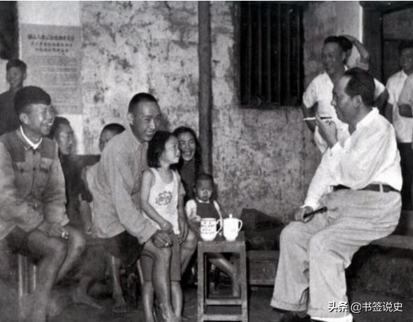 毛澤東回鄉,五弟在見面名單裡被劃掉,主席:我弟弟能害我不成 毛澤東回鄉,五弟在見面名單裡被劃掉,主席:我弟弟能害我不成