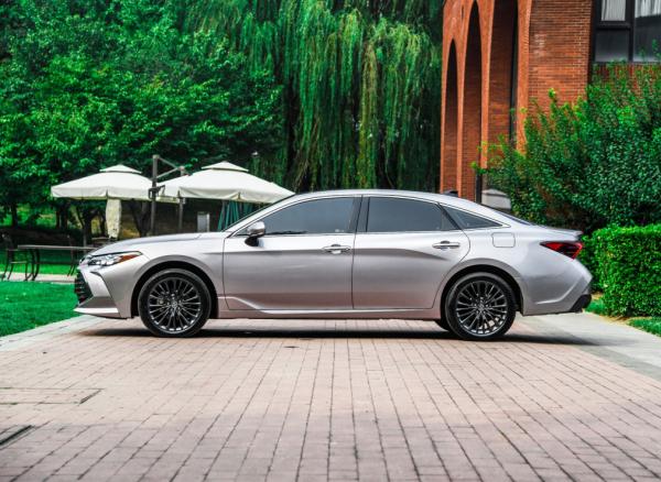 豐田亞洲龍:TNGA加持,號稱小“ES”,是20萬級的好選擇嗎? 豐田亞洲龍:TNGA加持,號稱小“ES”,是20萬級的好選擇嗎?