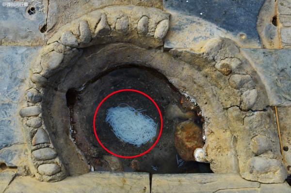 湖南有個溫泉小鎮，村民用地下98℃熱泉煮米粉，每碗10元月入幾萬