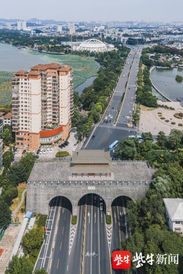 「紫牛頭條」95後小夥建模復原南京明城牆十三門：城市高樓林立之處可能都是已故的城垣