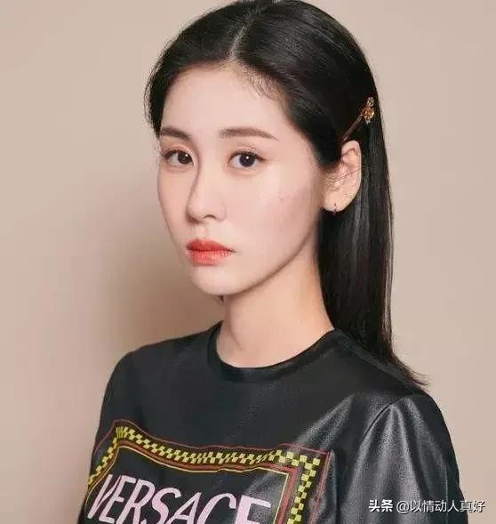 4位未婚女歌手，經歷告訴人們，女人都要給自己留3條後路才好